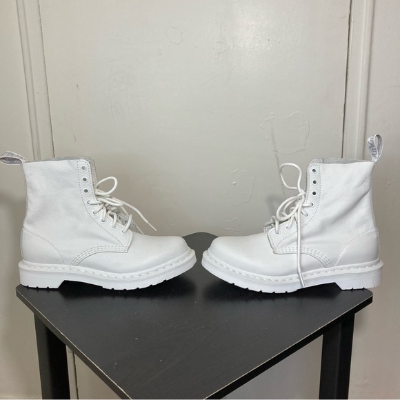 Dr. Martens 1460 PASCAL WOMEN'S MONO LACE UP LEATHER BOOTS - Picture 5 of 16